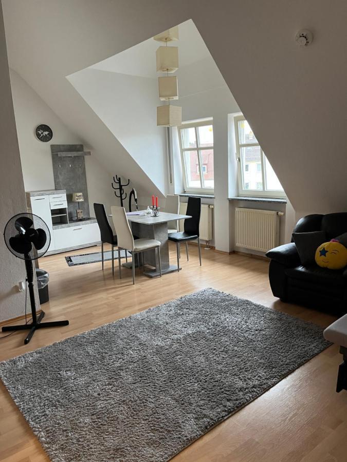 Zimmer Zum Vermieten Direkt An Der Donau Und Am Schloss Neuburg an Der Donau Exterior foto